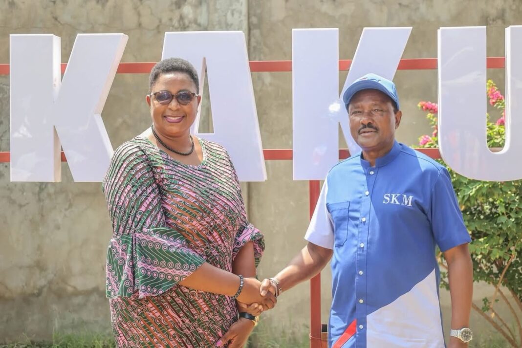 Mark Ndingo Joins Kalonzo Musyoka in Welcoming Aisha Jumwa to Wiper Patriotic Front Mark Ndingo Joins Kalonzo Musyoka in Welcoming Aisha Jumwa to Wiper Patriotic Front