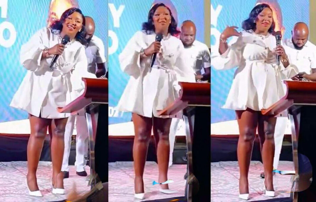 Maureen Kioko dress during brother’s Mp launch leaves men Salivating Maureen Kioko dress during brother’s Mp launch leaves men Salivating